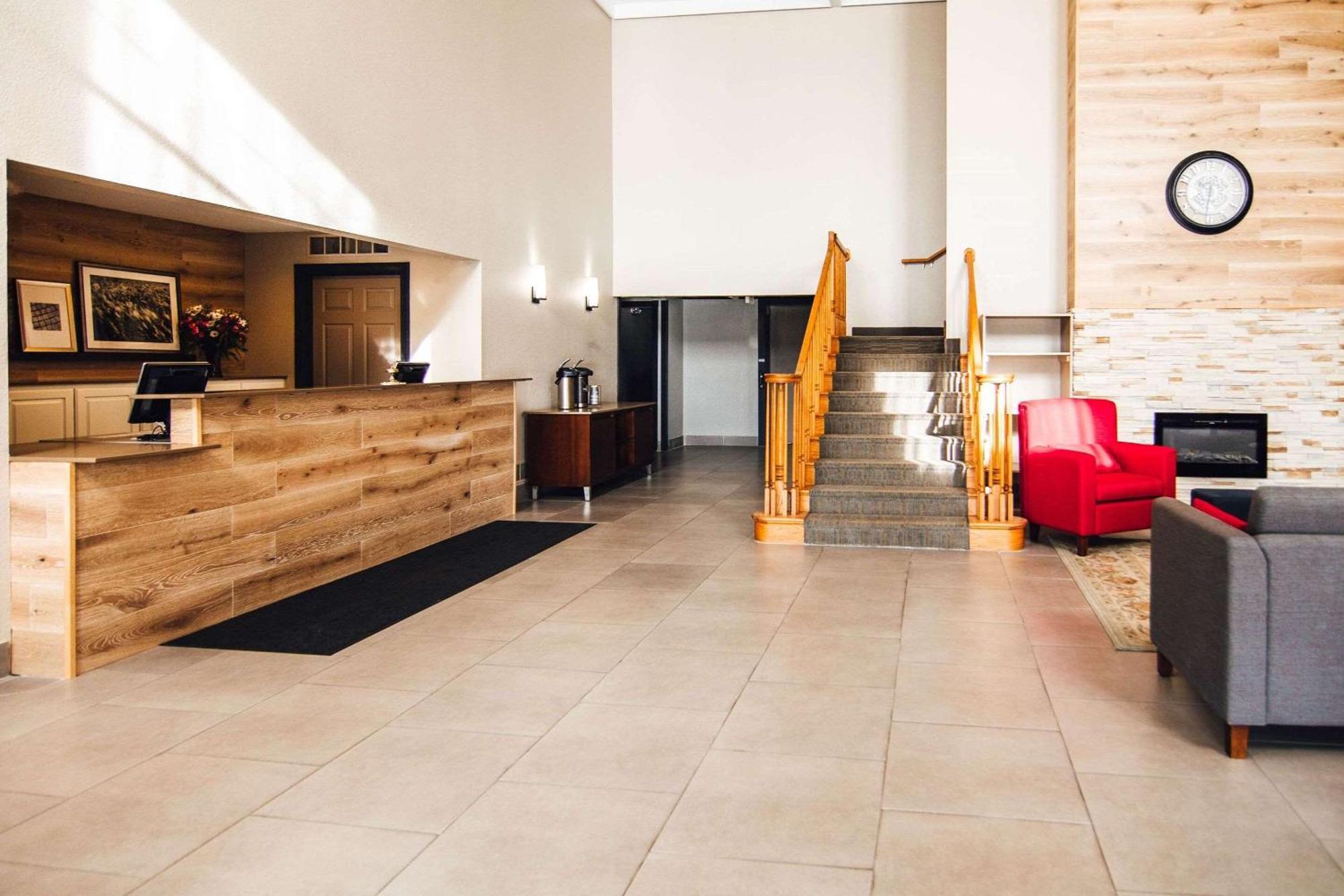Hotel Country & By Radisson, Stockton, Il 2*