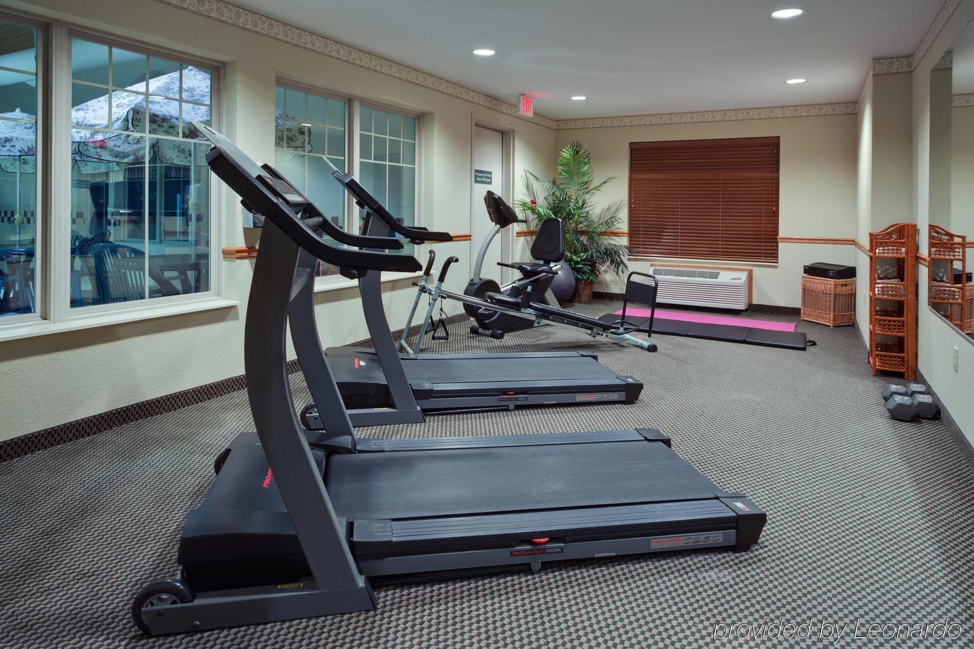 Hotel Country & By Radisson, Stockton, Il Stockton